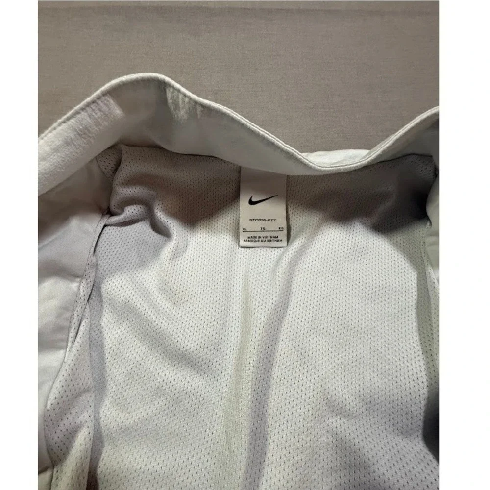 Nike StormFIT Mens XL‎ White Lightweight Full Zip Jacket Windbreaker Athletic